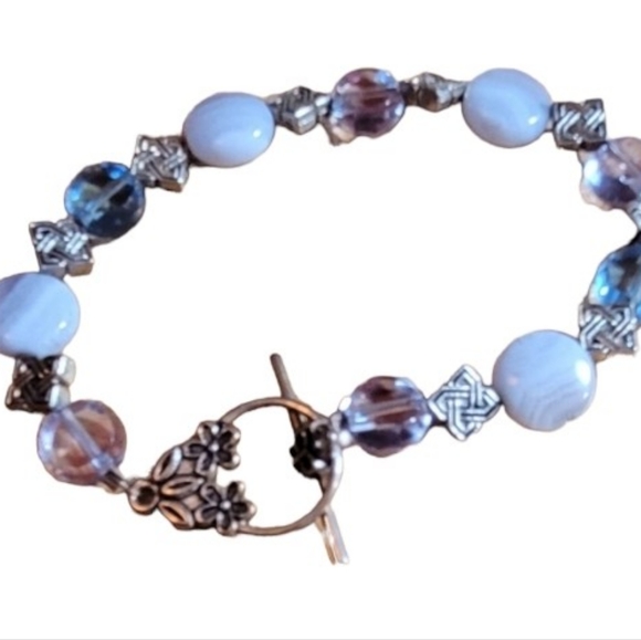 Beautiful Handmade Bracelet Size 7 L8 - Picture 5 of 6